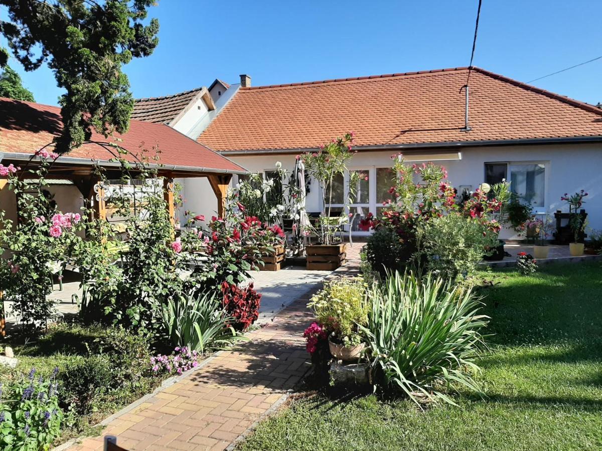 Elizabeth Apartman Tokaj Exterior photo