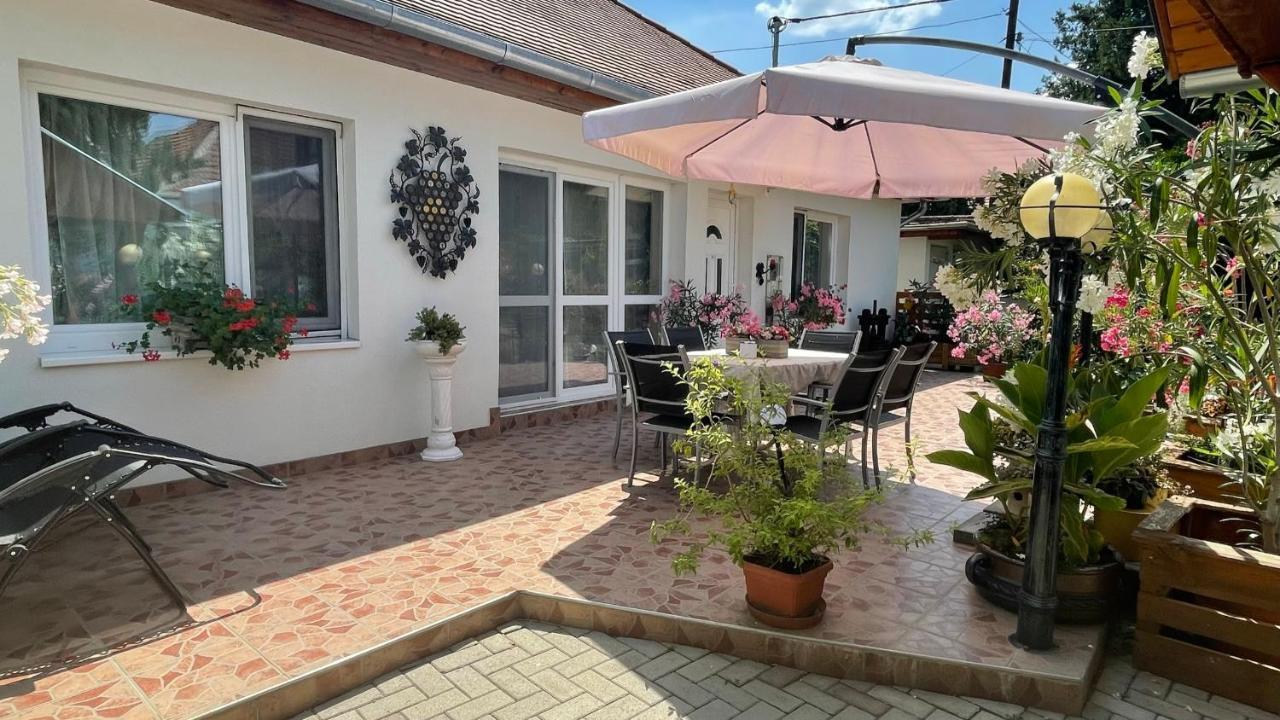 Elizabeth Apartman Tokaj Exterior photo